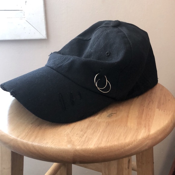 Street style distressed baseball cap - Picture 1 of 8